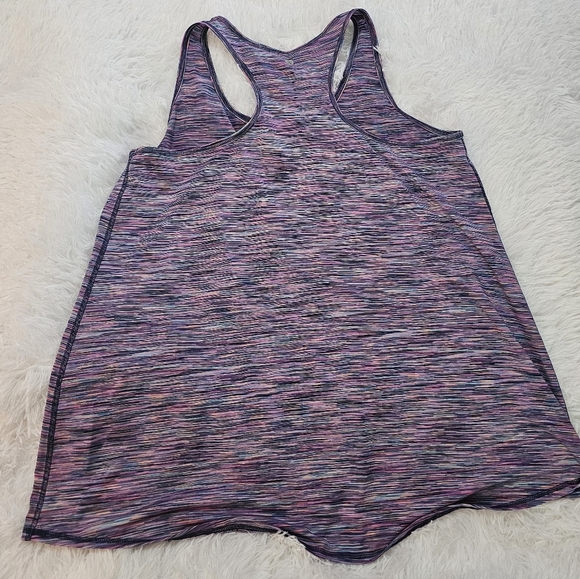 Livi Active Purple and Pink Patterned Tank Top Size 18/20 Plus Size Pattern Gem - Picture 9 of 9
